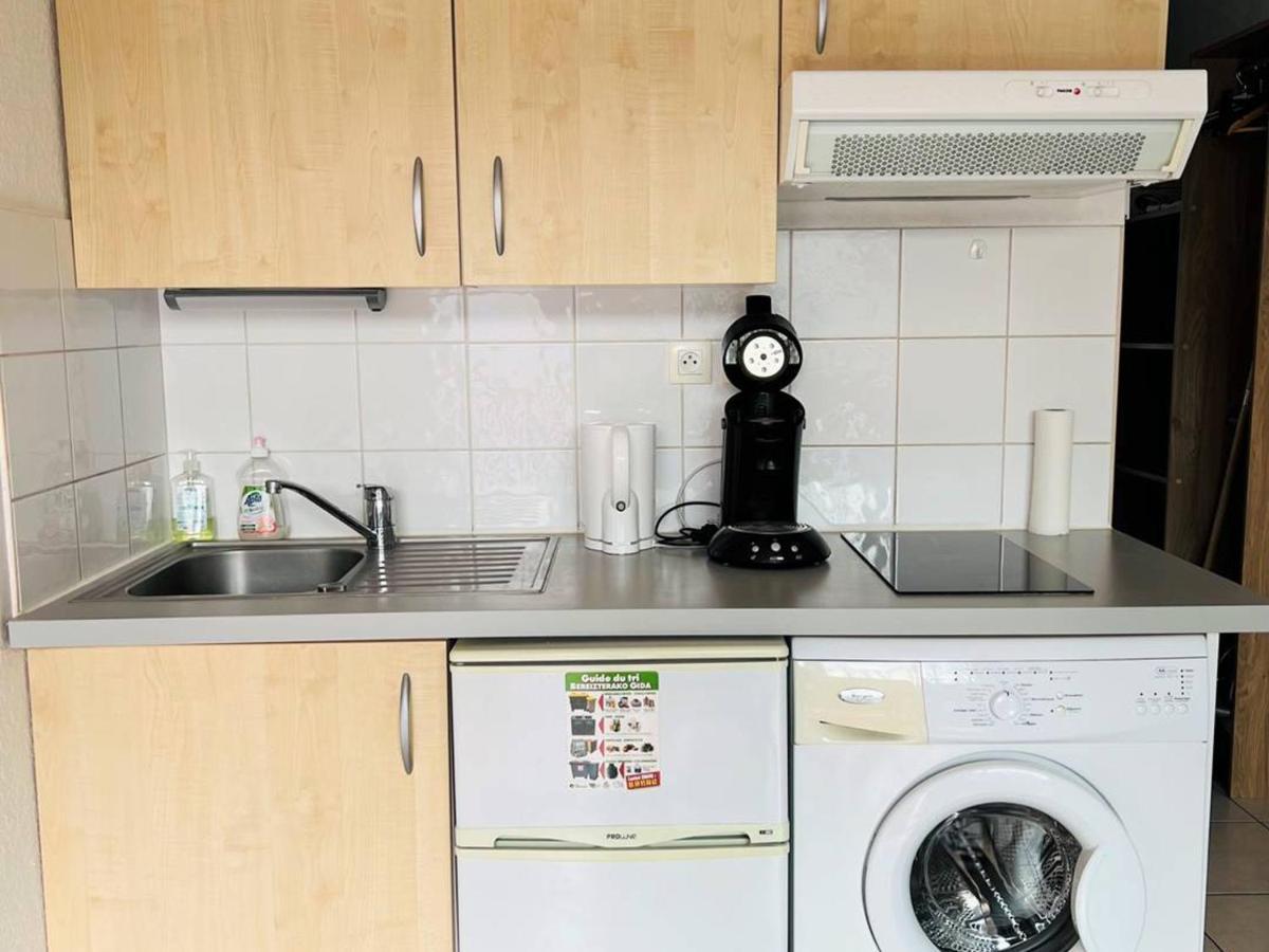 Appartement T1 Bis Avec Terrasse Et Piscine A Cambo-Les-Bains, 1 Chambre, Parking Prive - Fr-1-495-4 エクステリア 写真